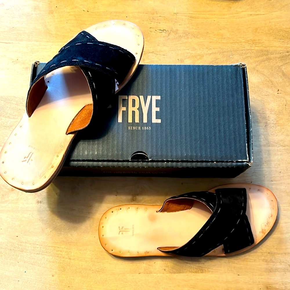 FRYE black suede flats, size 9.5M, Women's Avery Pickstitch Slide sandals shoes